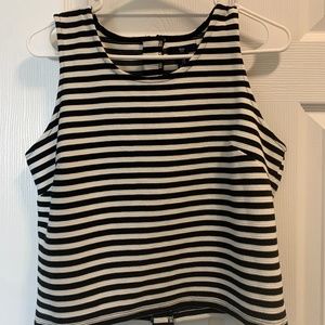 Gap shirt - size M